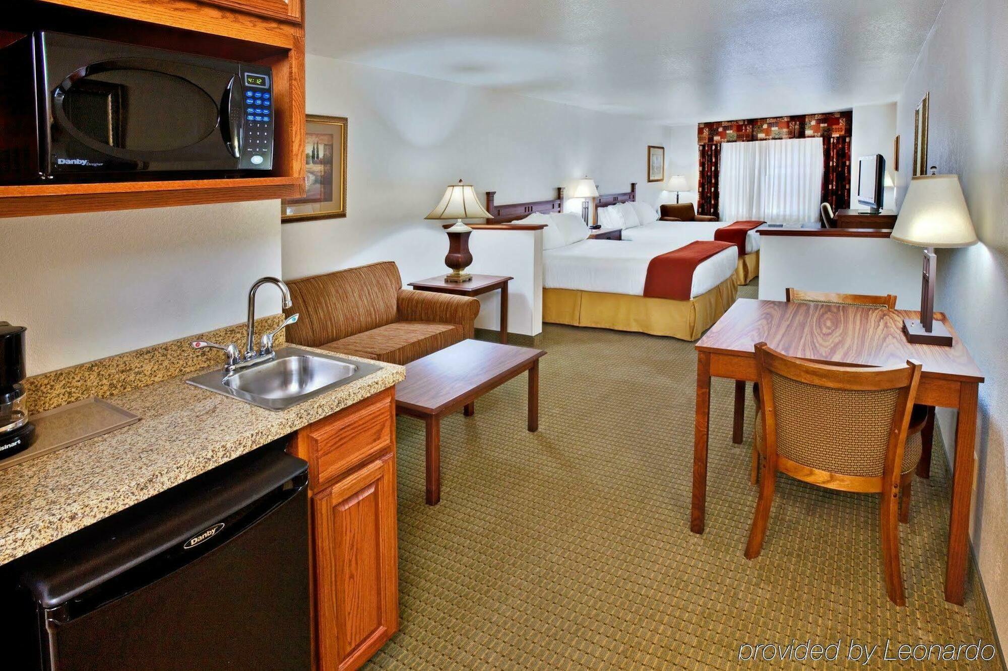 Holiday Inn Express & Suites Jacksonville By Ihg South Jacksonville Extérieur photo